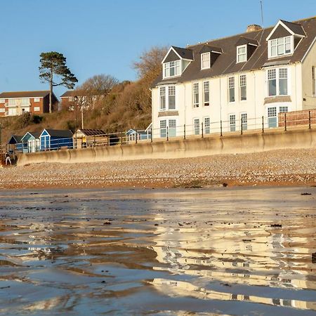 Pier View Apartment Totland Buitenkant foto