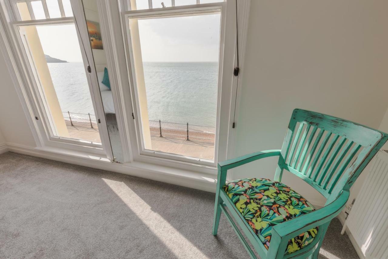 Pier View Apartment Totland Buitenkant foto